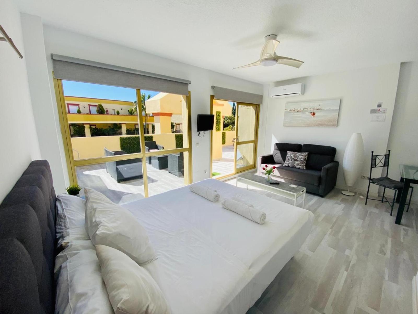 Oleholidays 323 Romana Playa Junto Al Mar * Marbella