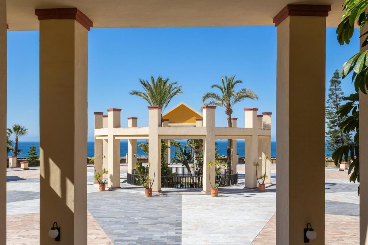 Oleholidays 323 Romana Playa Junto Al Mar Apartment